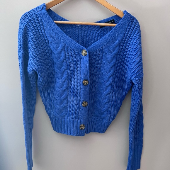 moon & madison Sweaters - Moon & Madison funky blue sweater. Size S.